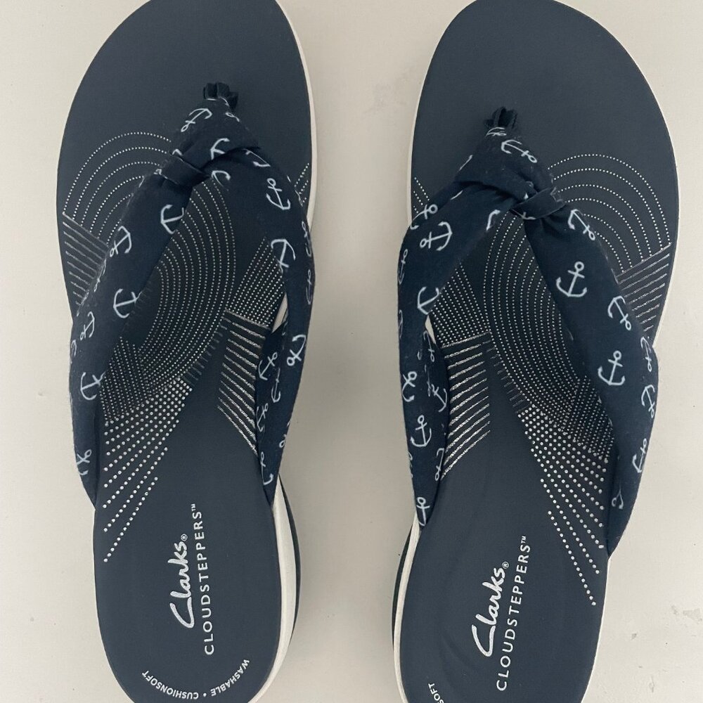 CLARKS Cloudstepper Flip Flop Sandals - Navy/White - Picture 8 of 12